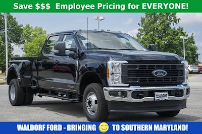 2025 Ford F-350 Crew Cab DRW 4WD Pickup for sale #WD67206 - photo 1