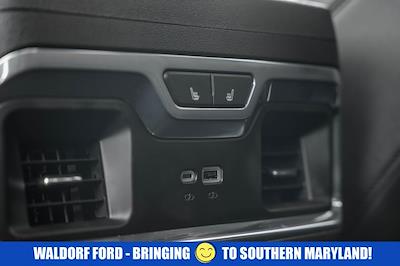 Used 2024 Chevrolet Silverado 1500 - photo 1