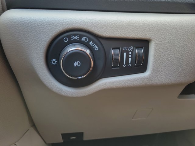 Used 2024 Chrysler Pacifica - photo 29