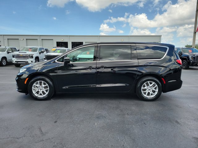 Used 2024 Chrysler Pacifica - photo 7