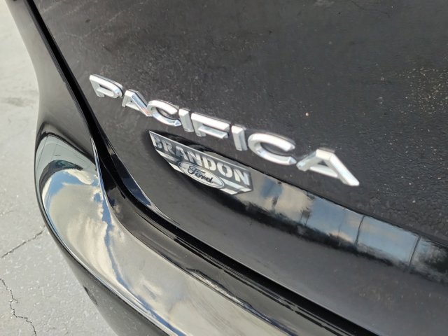 Used 2024 Chrysler Pacifica - photo 10