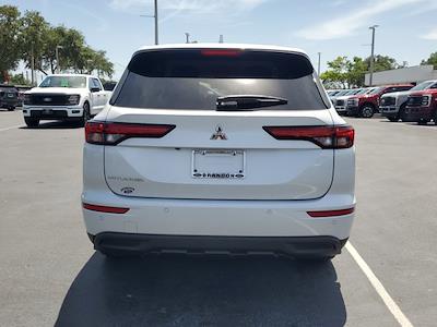 2022 Mitsubishi Outlander FWD SUV for sale #S1162A - photo 2