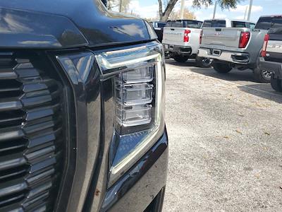 Used 2024 GMC Yukon - photo 1