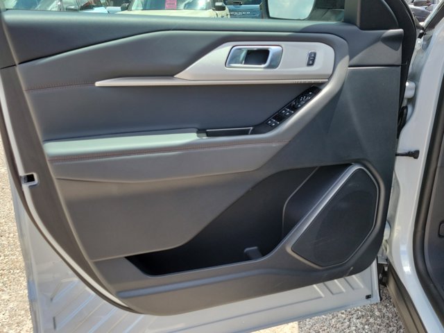 New 2026 Ford Explorer - photo 19