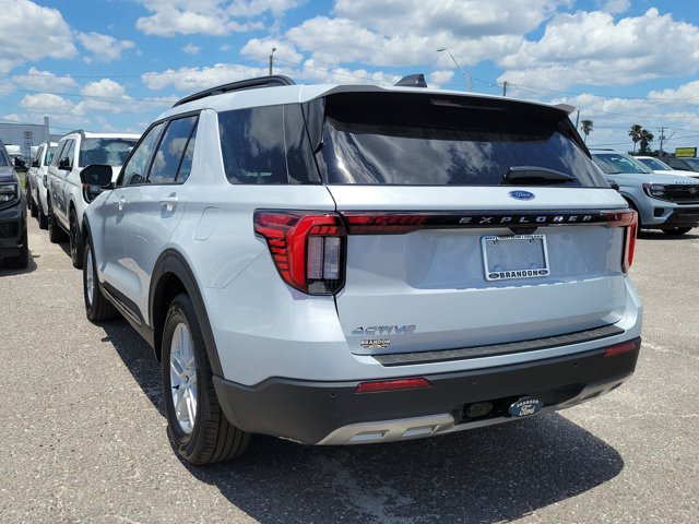 New 2026 Ford Explorer - photo 9