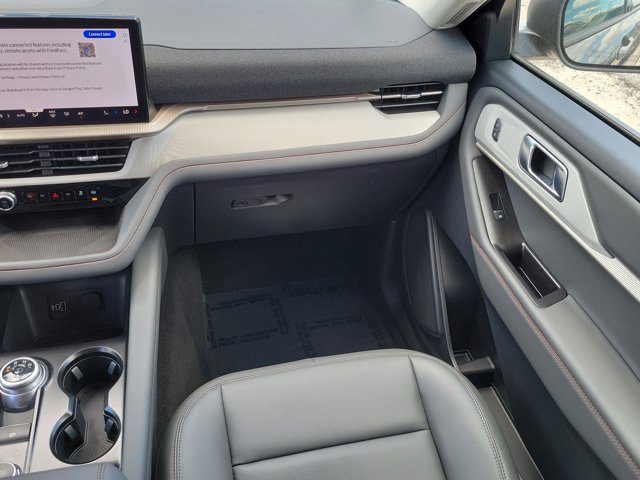New 2026 Ford Explorer - photo 17