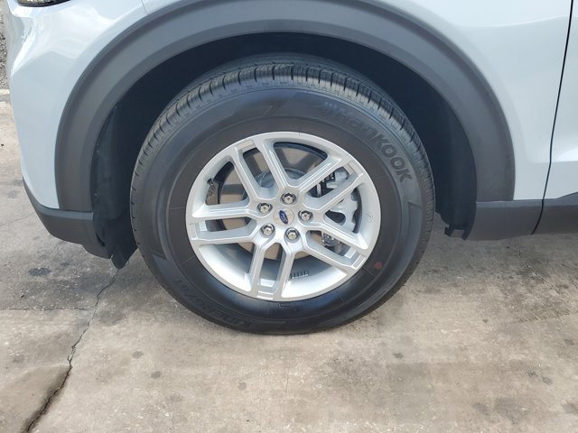 New 2026 Ford Explorer - photo 8