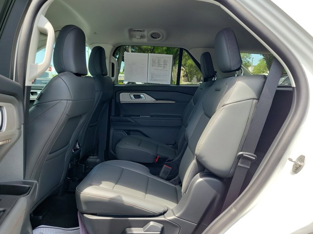 New 2026 Ford Explorer - photo 14