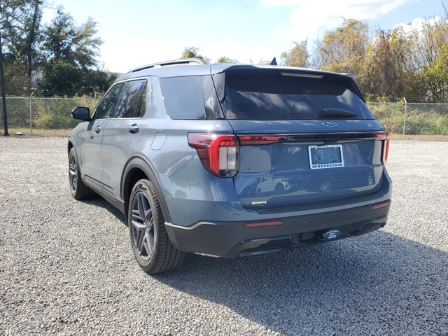 New 2026 Ford Explorer - photo 2