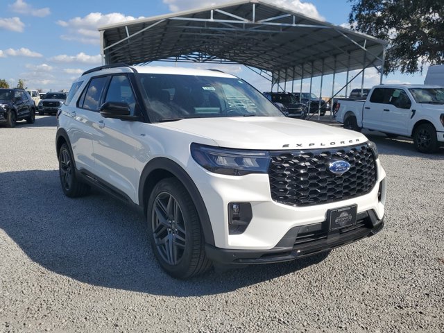 New 2026 Ford Explorer - photo 5