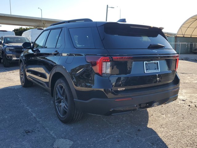 New 2026 Ford Explorer - photo 2