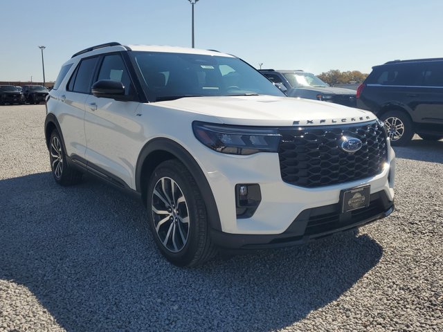New 2026 Ford Explorer - photo 2