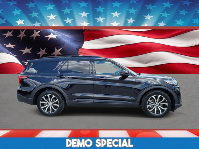 New 2026 Ford Explorer - photo 1