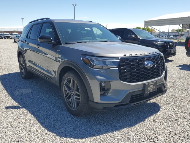 New 2026 Ford Explorer - photo 2