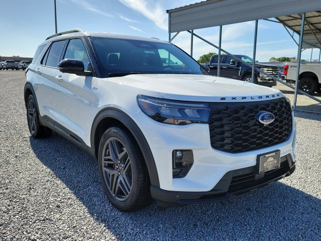 New 2026 Ford Explorer - photo 2