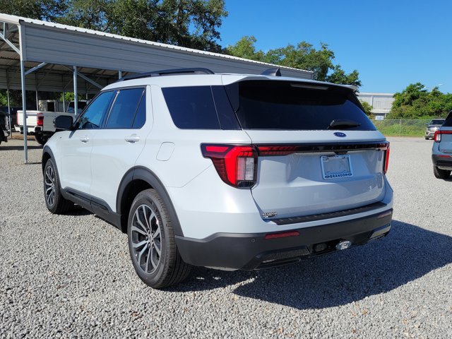 New 2026 Ford Explorer - photo 10