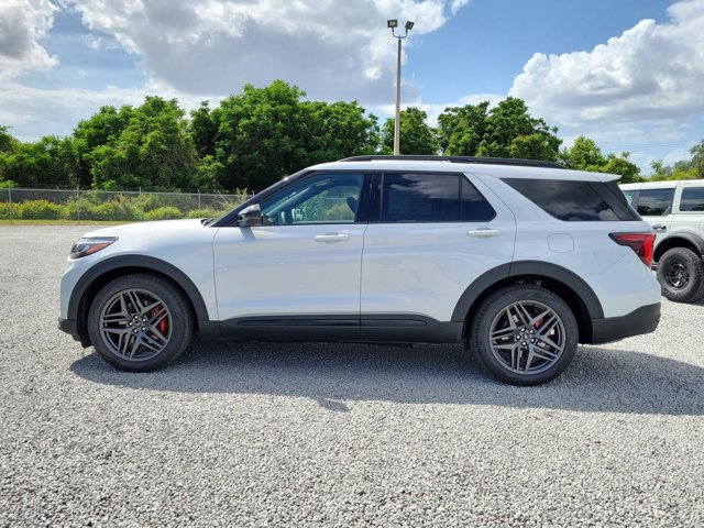 New 2026 Ford Explorer - photo 9