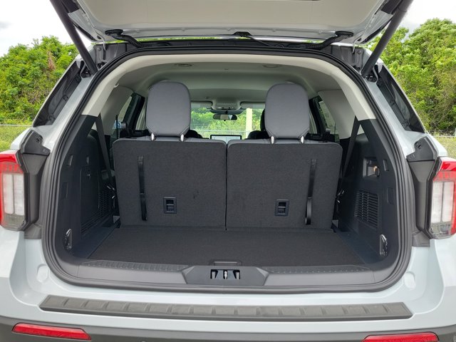 New 2026 Ford Explorer - photo 12
