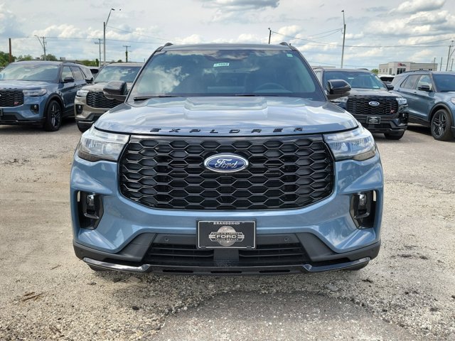 New 2026 Ford Explorer - photo 7