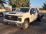 2025 Chevrolet Silverado 3500 Crew Cab DRW 4WD Flatbed Truck for sale #2569048 - photo 1