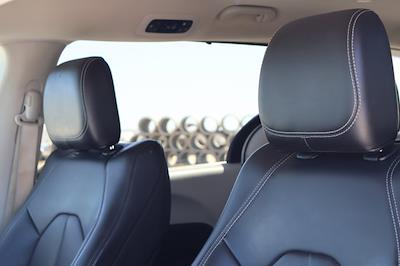 Used 2023 Chrysler Pacifica - photo 1