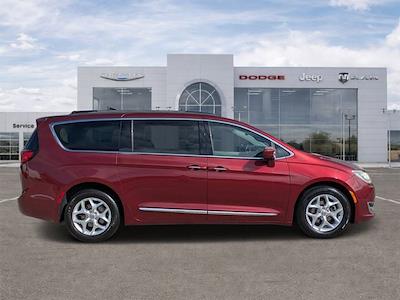 Used 2017 Chrysler Pacifica - photo 1