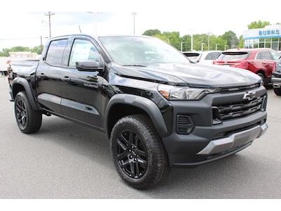 New 2025 Chevrolet Colorado Trail Boss Crew Cab 4WD Pickup for sale #400545 - photo 1