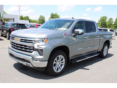 New 2025 Chevrolet Silverado 1500 LTZ Crew Cab 4WD Pickup for sale #400589 - photo 1