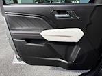 New 2025 GMC Canyon AT4 Crew Cab 4WD Pickup for sale #G12407 - photo 25