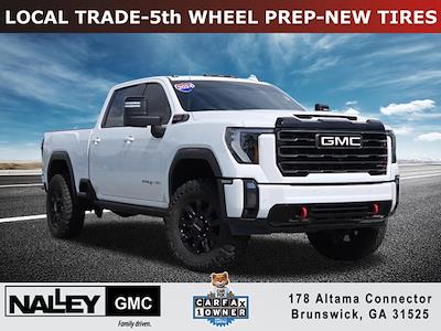 Used 2024 GMC Sierra 2500 - photo 1