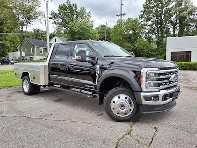 New 2025 Ford F-550 Lariat Crew Cab 4x4 Flatbed Truck for sale #SF34927 - photo 1