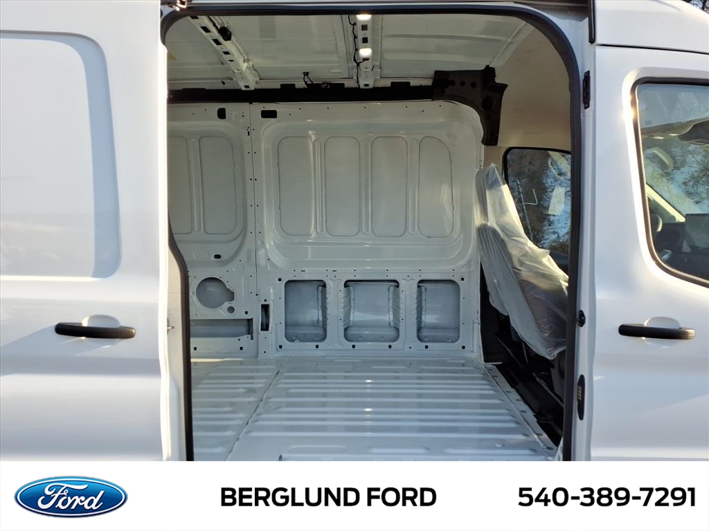 New 2026 Ford Transit 250 - photo 7