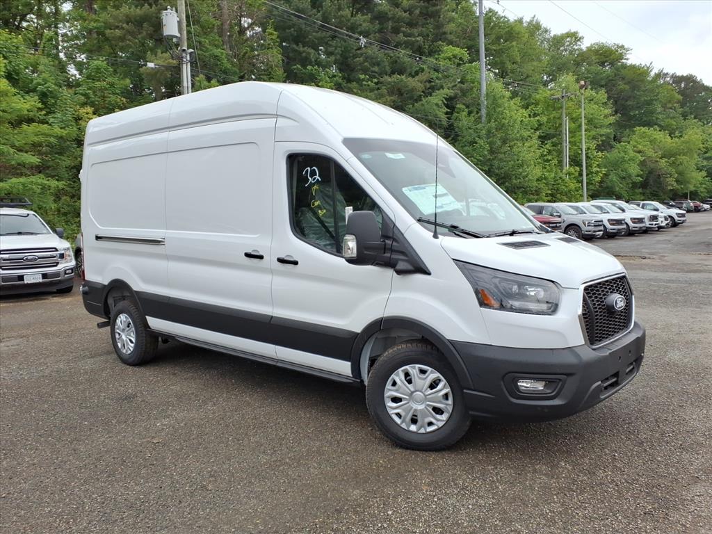 New 2026 Ford Transit 250 - photo 5