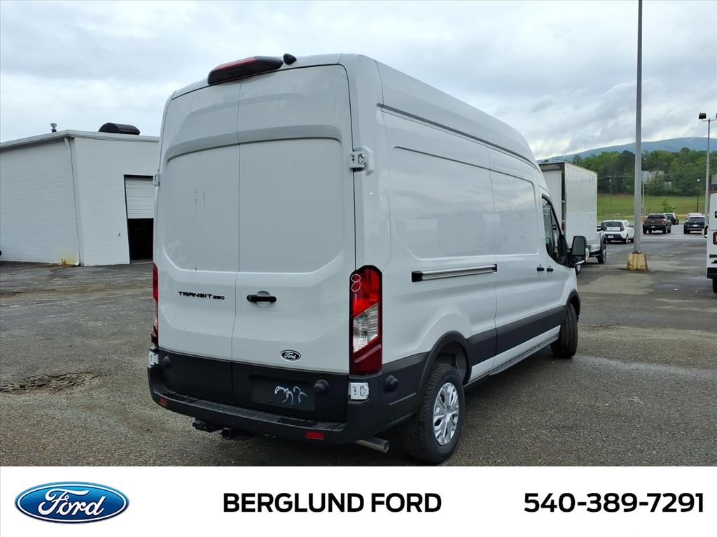 New 2026 Ford Transit 250 - photo 7
