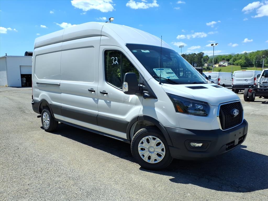 New 2026 Ford Transit 250 - photo 5
