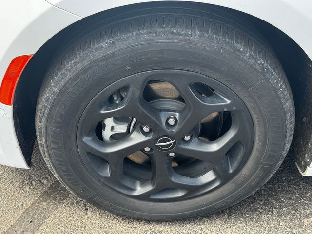 Used 2024 Chrysler Pacifica - photo 11