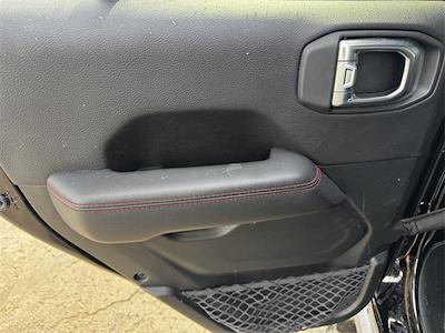 Used 2020 Jeep Gladiator - photo 1