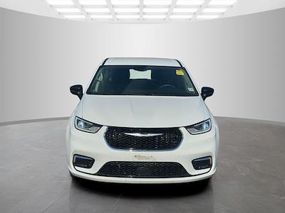 2024 Chrysler Pacifica FWD Minivan for sale #M119680R - photo 2