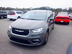 Used 2022 Chrysler Pacifica Touring L FWD Minivan for sale #M124177S - photo 4