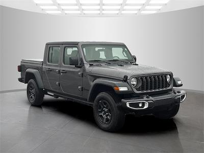 Used 2024 Jeep Gladiator - photo 1