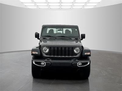 Used 2024 Jeep Gladiator - photo 1