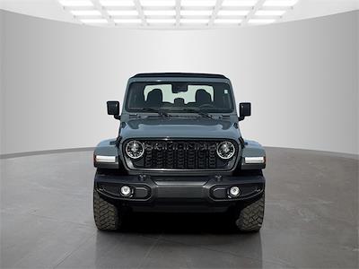 Used 2024 Jeep Gladiator - photo 1