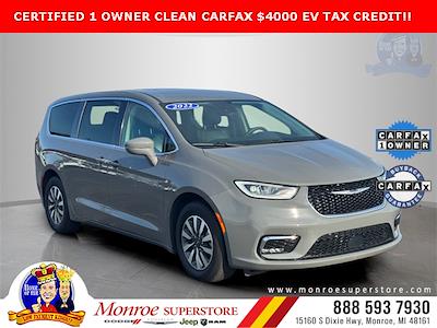 2022 Chrysler Pacifica FWD Minivan for sale #M137016M - photo 1