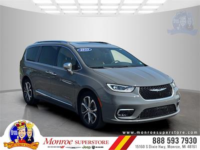 2022 Chrysler Pacifica FWD Minivan for sale #M147675S - photo 1
