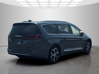 2022 Chrysler Pacifica FWD Minivan for sale #M147675S - photo 2