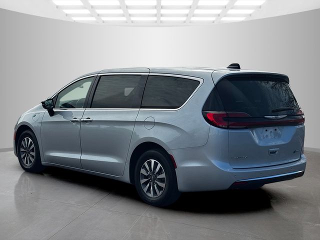 Used 2024 Chrysler Pacifica - photo 7