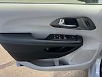 Used 2024 Chrysler Pacifica Select Minivan for sale #M156815M - photo 21