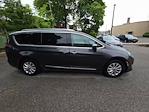 2018 Chrysler Pacifica FWD Minivan for sale #M353248M - photo 4