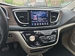 2018 Chrysler Pacifica FWD Minivan for sale #M353248M - photo 5