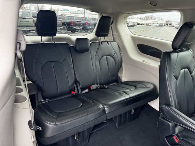 Used 2023 Chrysler Pacifica - photo 19